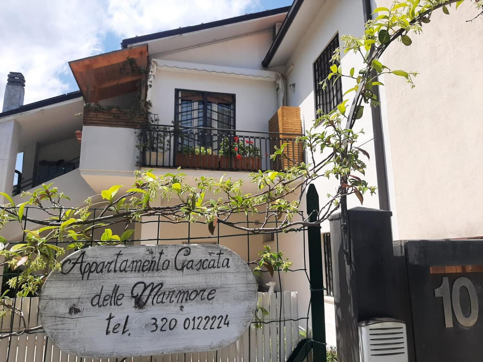 Appartamento Cascate Delle Marmore Exterior foto